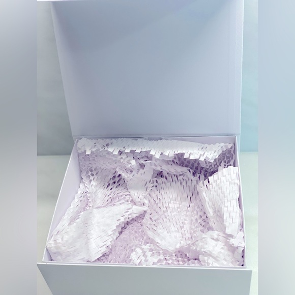 Cartier Magnetic Gift Box - Picture 7 of 10